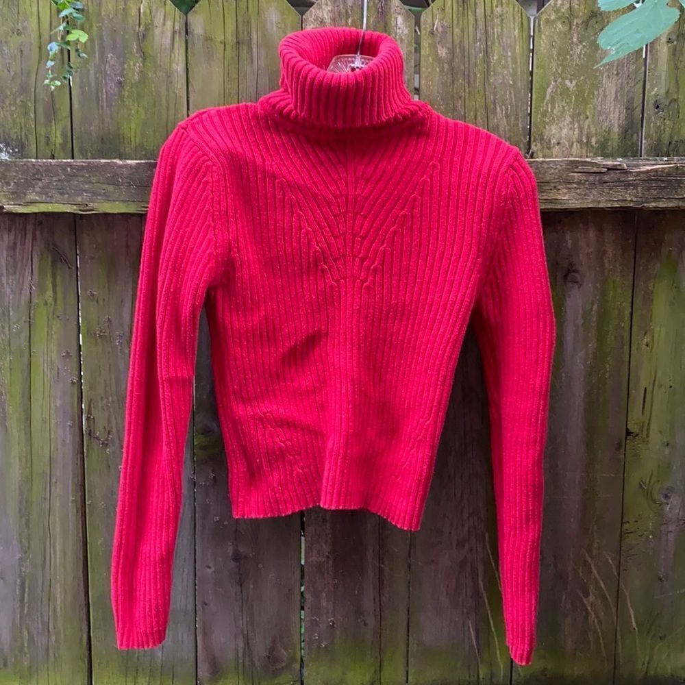 Energie red turtleneck sweater sz. S